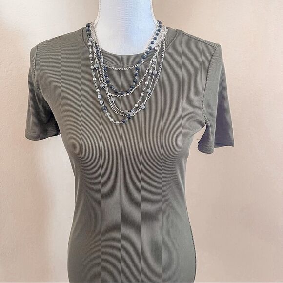 Forever 21 Olive Green Sweater Bodycon Mini Dress; SZ M; Good Condition - Picture 5 of 8